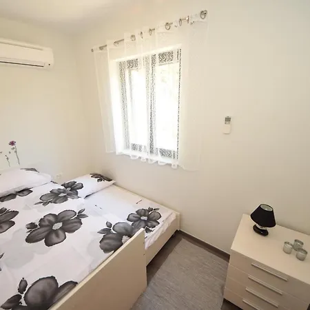 Apartament With Parking Space Orebic, Peljesac - 10097 *